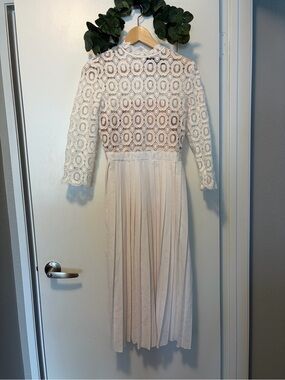 Kate Middleton Little Mistress Ivory Lace Bodice Pleated Formal Dress